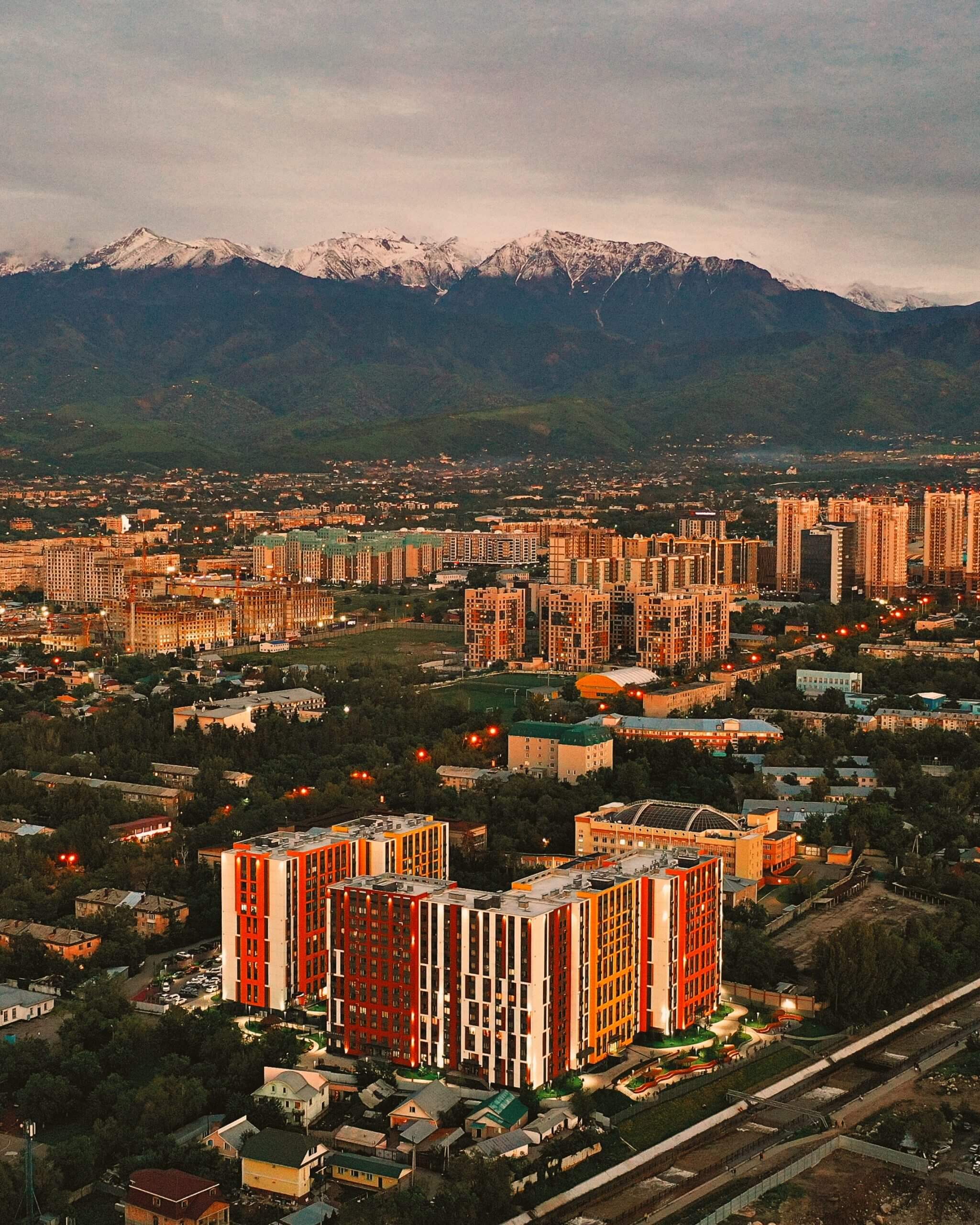 https://ucia-rioz.fr/wp-content/uploads/2021/02/pexels-nursultan-kipshakbayev-4983728-scaled-1-1.jpg